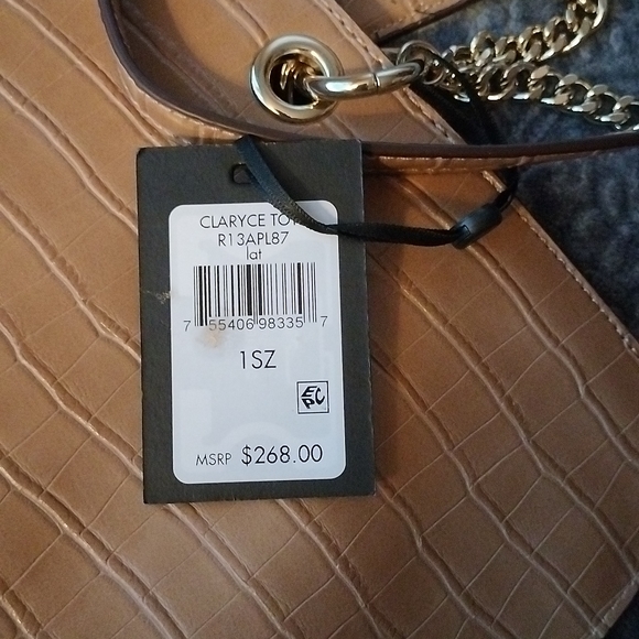 DKNY Clarice tote bag. - Picture 7 of 7